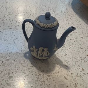IOB Lovely Vintage Wedgwood Jasper Ware Blue Miniature Teapot